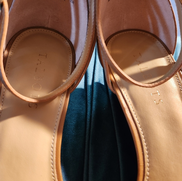 Talbots Laney D'orsay wedges. Worn for 1/2 hour - Picture 2 of 6